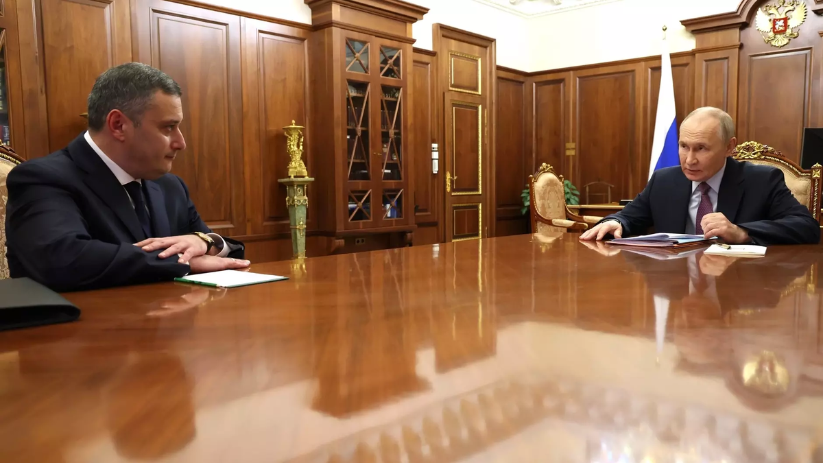 Александр Хинштейн до назначения в Курскую область не имел опыта работы в исполнительной власти. Фото: пресс-служба Кремля