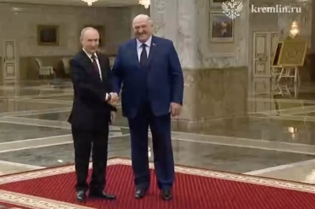    Путин поддержал предложение Лукашенко разместить в Белоруссии «Орешник»