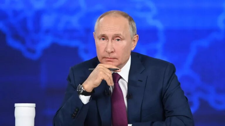    Прямая линия и ежегодная пресс-конференция Владимира Путина пройдет 19 декабря Кристина Просвиркина