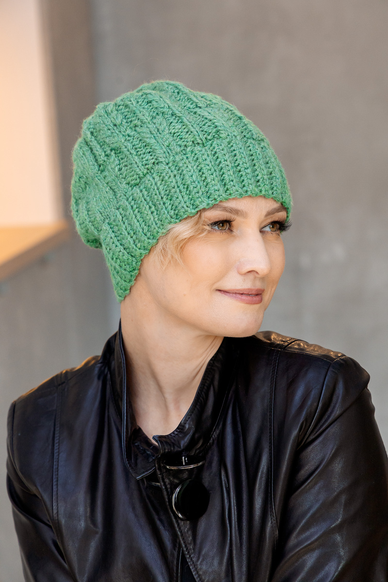 Стильные вязаные шапки от SVVOTOXANA