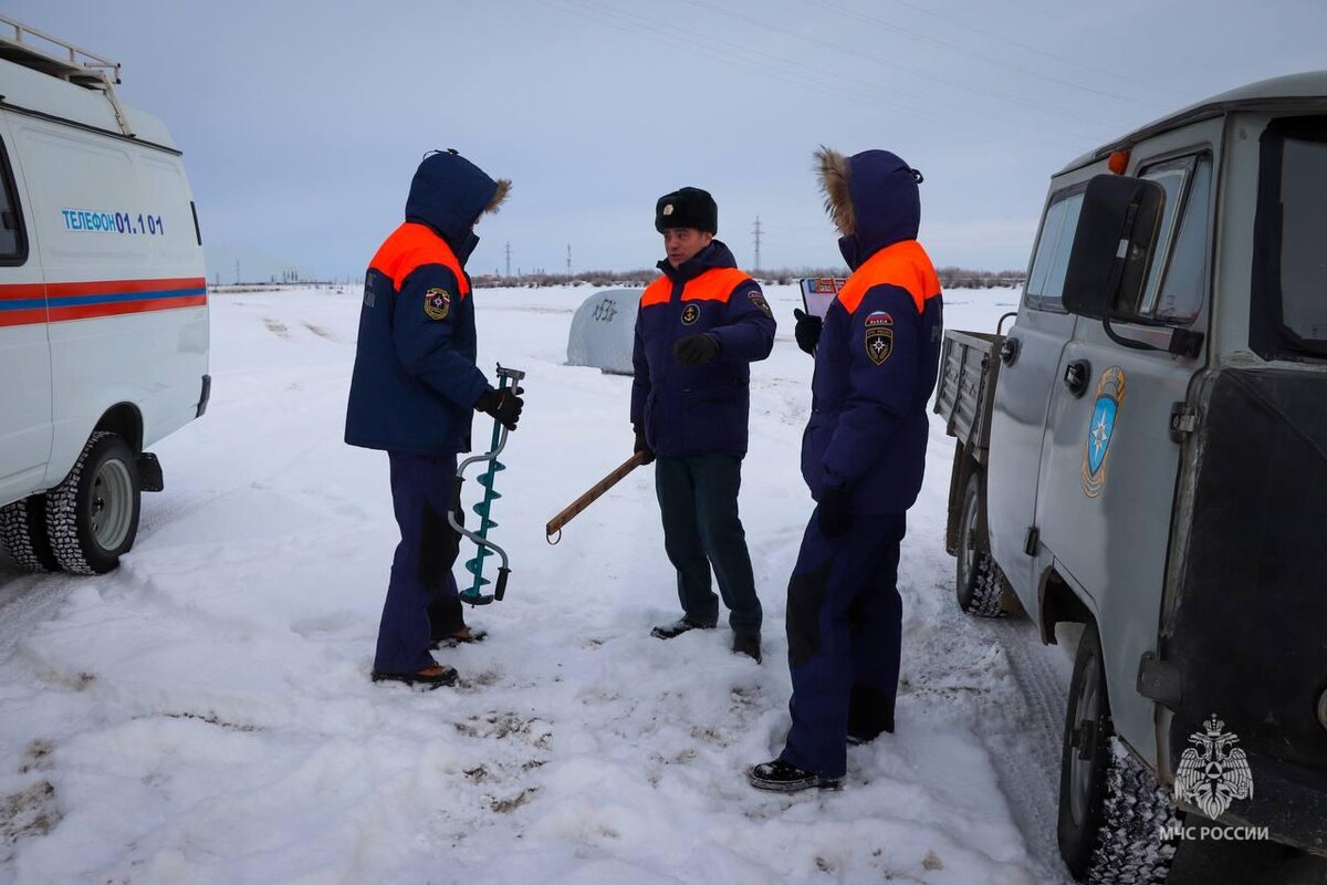 Обстоятельства происшествия устанавливают правоохранительные органы.
