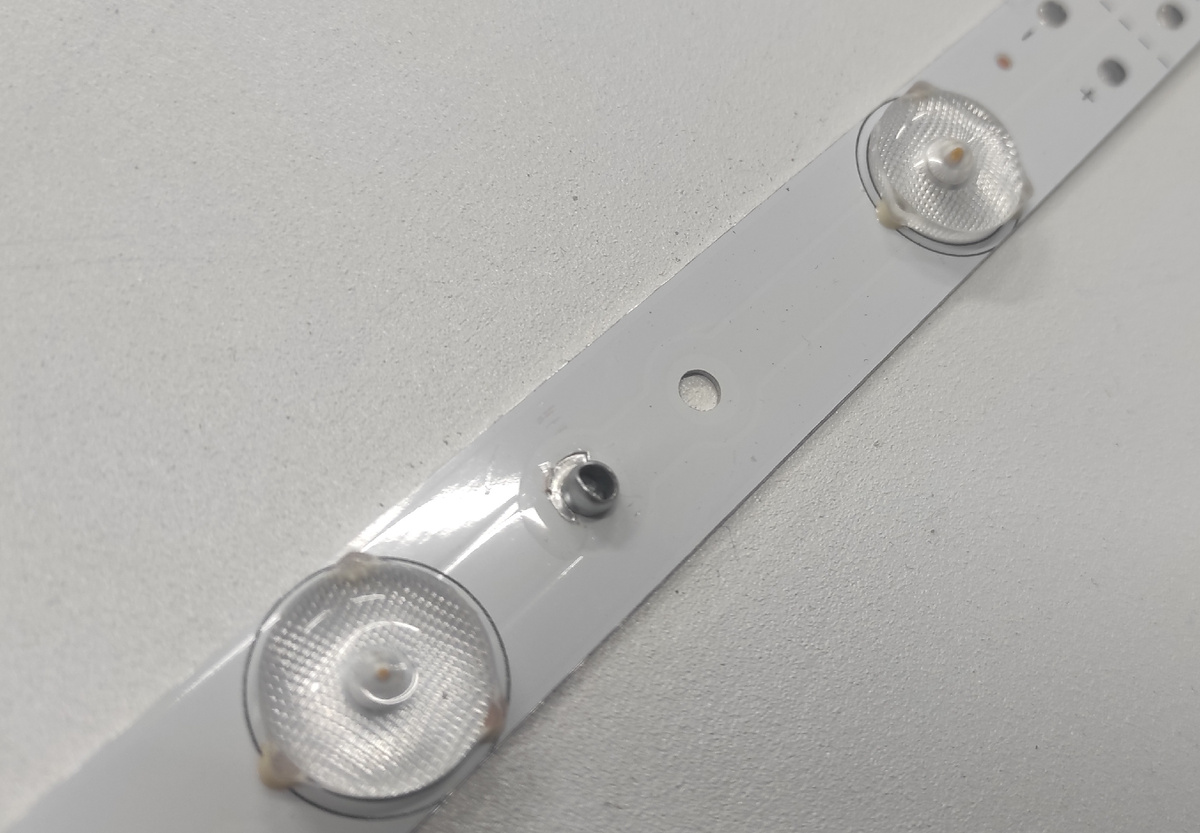 Фото 1 - Грубое уничтожение электронных устройств