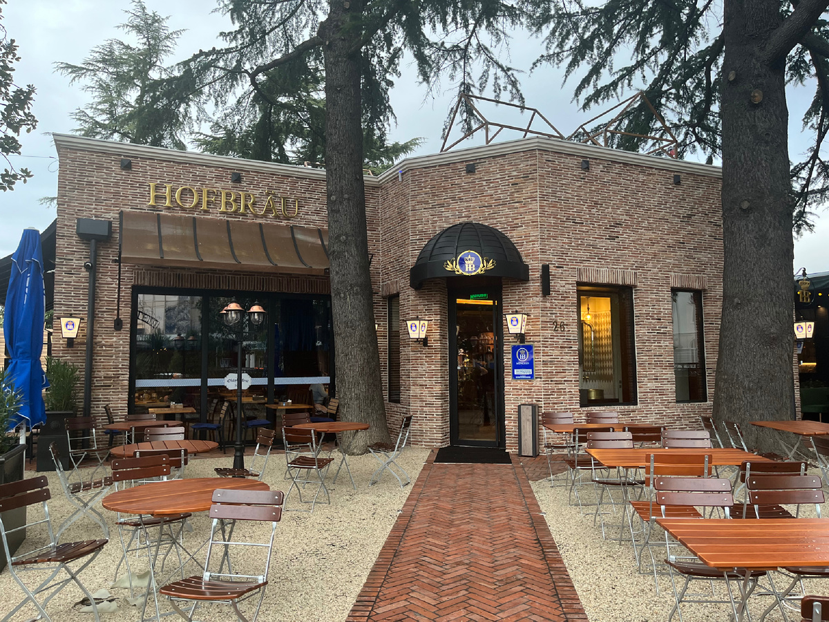 Кафе «Хофброй Мюнхен» в Сочи.