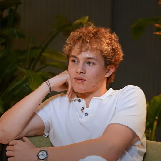     Леон Кемстач рассказал о жизни после «Слова пацана» и будущей избраннице