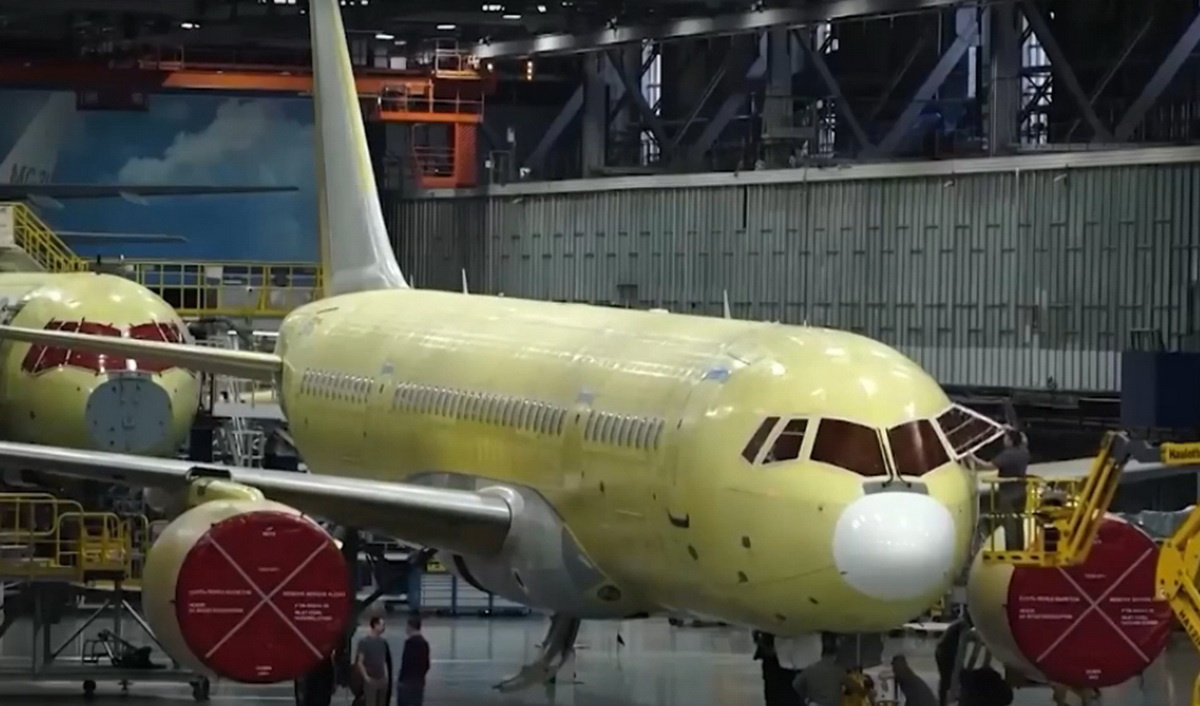 Сборка МС-21-310 на ИАЗ