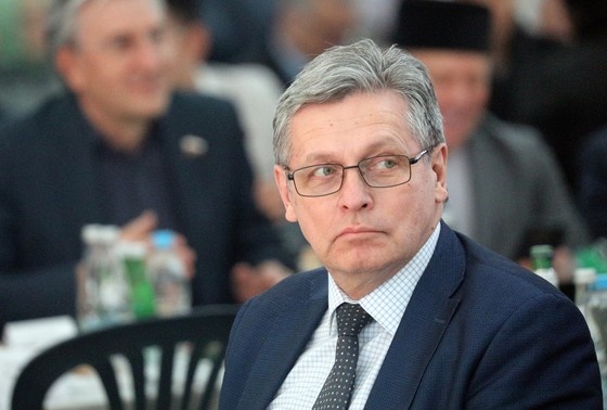    Рифат Сабитов