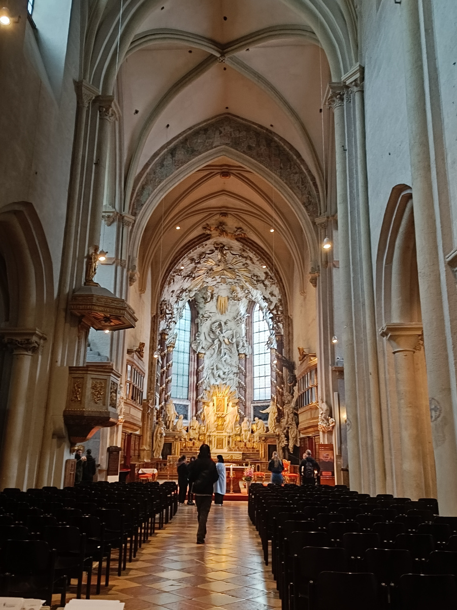 Церковь Святого Михаила. Фото автора.