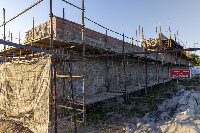 Листайте вправо, чтобы увидеть больше изображений