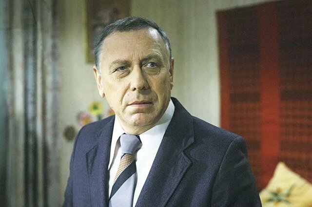    Анатолий Папанов.