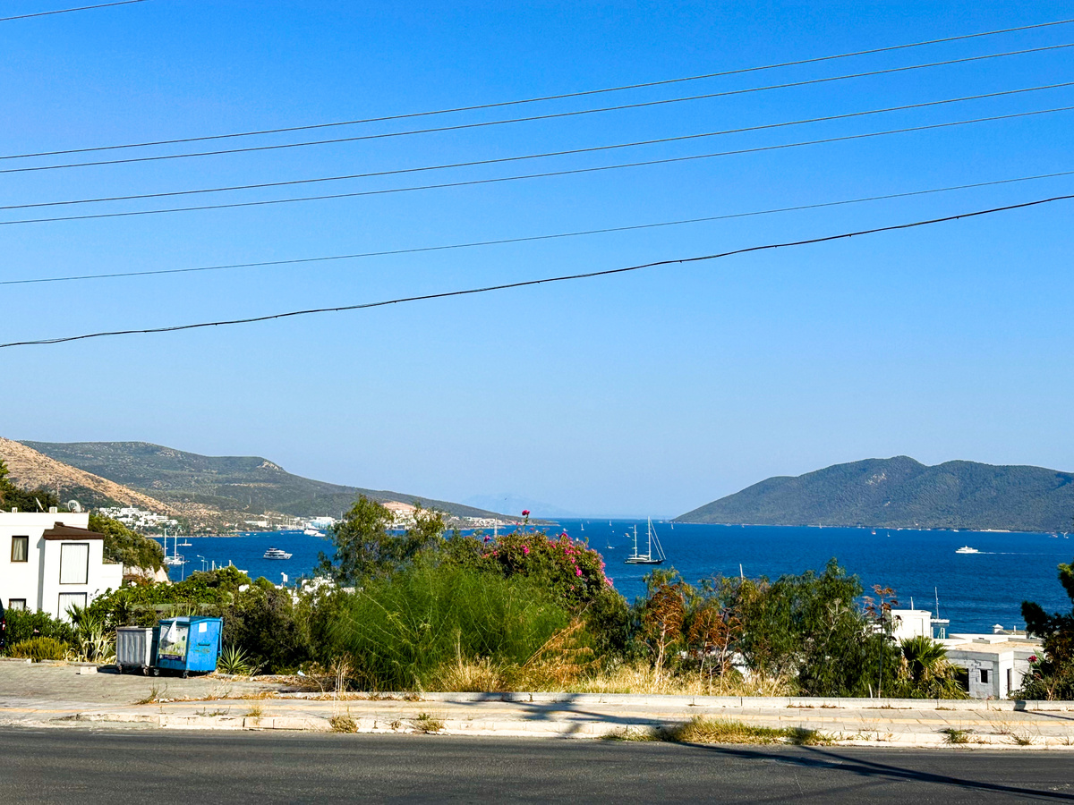 Вид на Эгейское море в турецком Бодруме