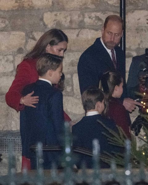    Кейт Миддлтон с детьми и мужем, фото:woman.ru