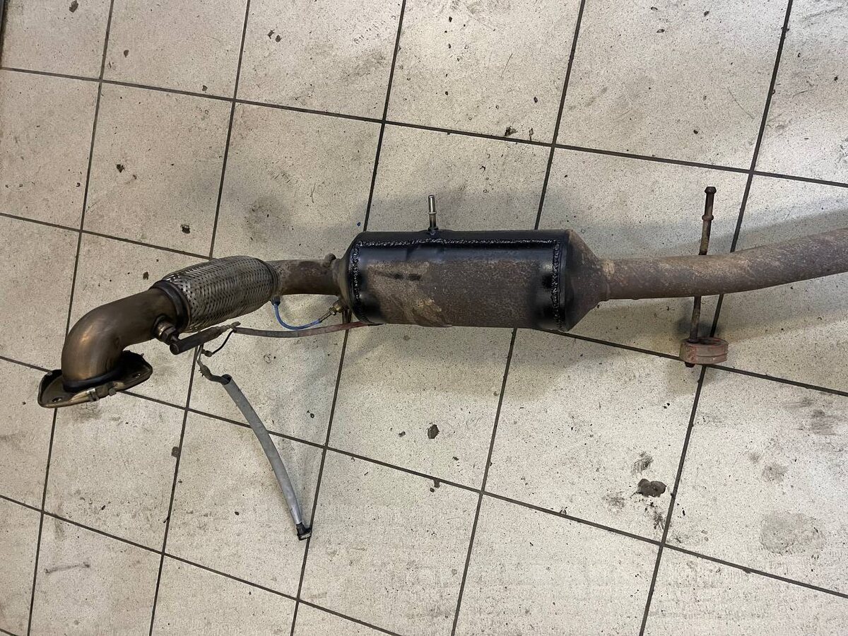 Выхлопная труба с сажевым фильтром