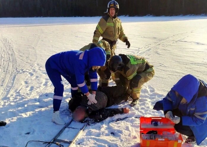    Реанимационные действия не удались Фото: пресс-служба ГУ МЧС России по Челябинской области