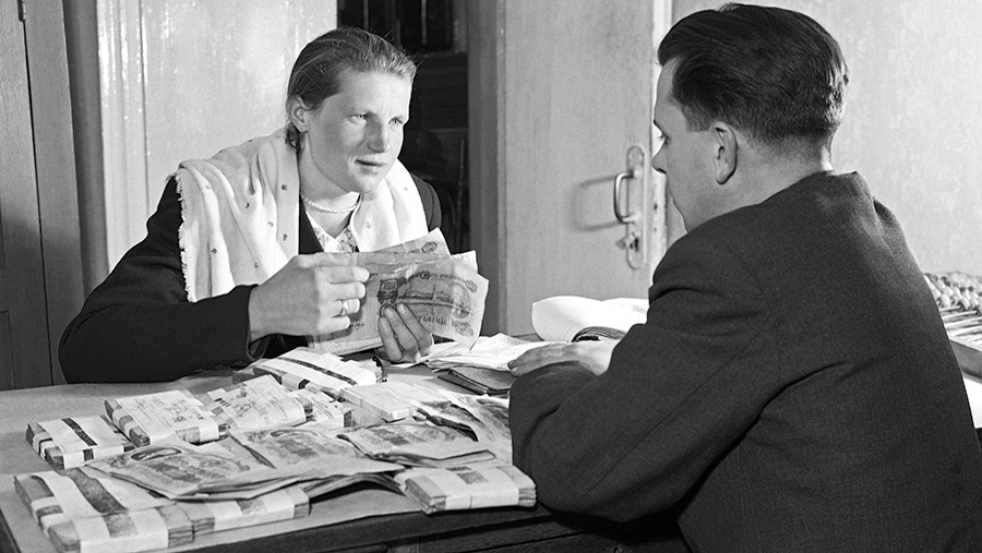 В банке. Источник Яндекс картинки