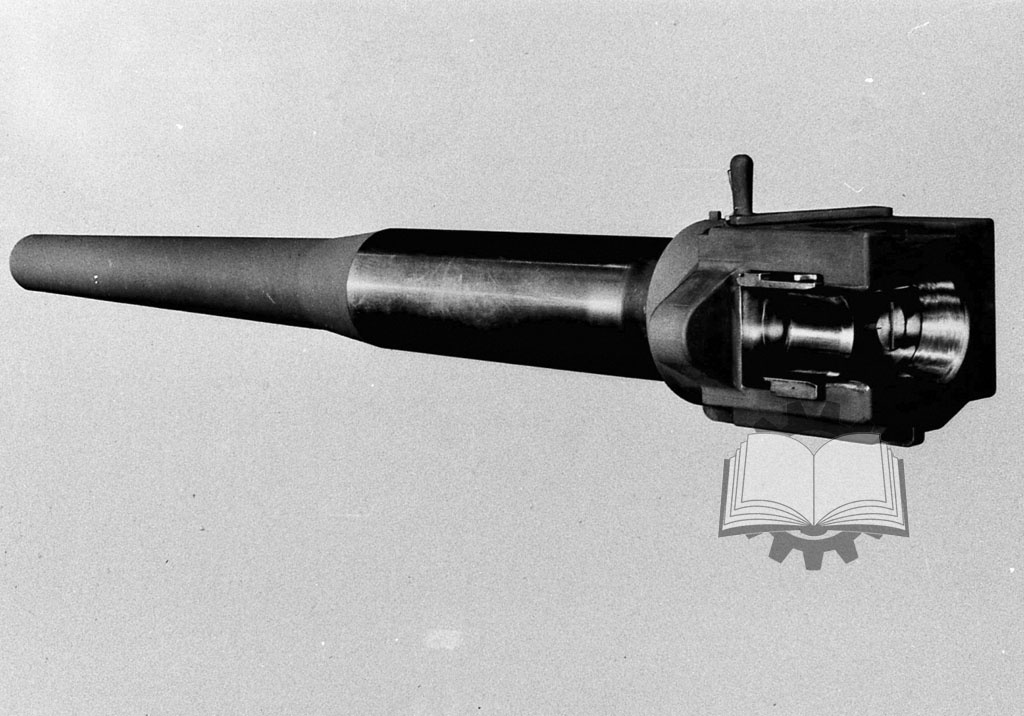 105-мм гаубица T8, позже стандартизированная как M4.