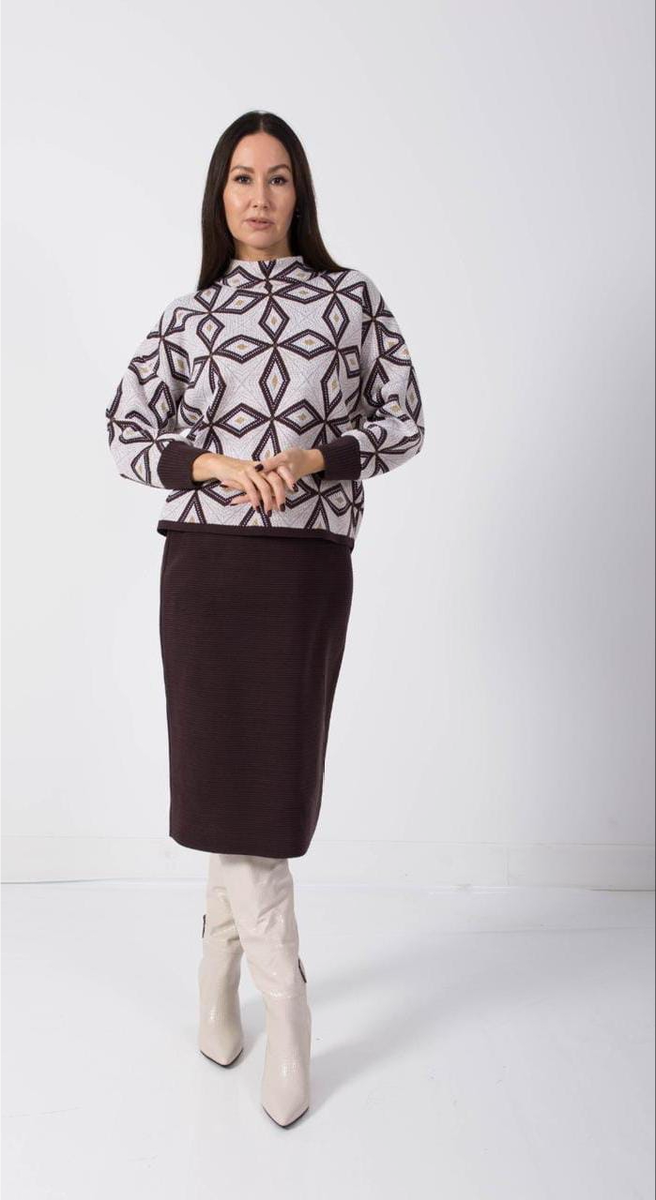 Костюм
Шоколад
Размеры 48,50,52,54,56,58
Шерсть 30%
Пан 70%
Цена 3750р