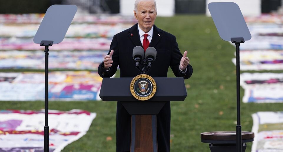    Aaron Schwartz - Pool via CNP / Global Look Press