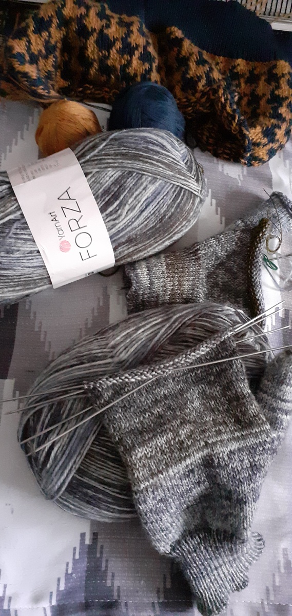 Очень понравилась пряжа.