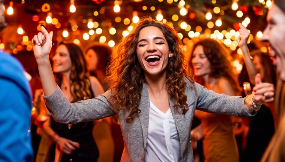 Мне нравится дарить людям радость, "делать" праздник, создавать атмосферу веселья, куража и хорошего настроения