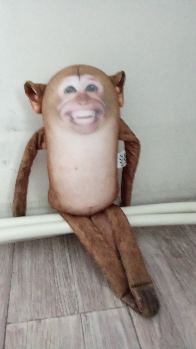 Заходите на канал в ютубе по запросу:блоп топ(там очень хорошие игрушки)это не реклама просто хорошие игрушки.