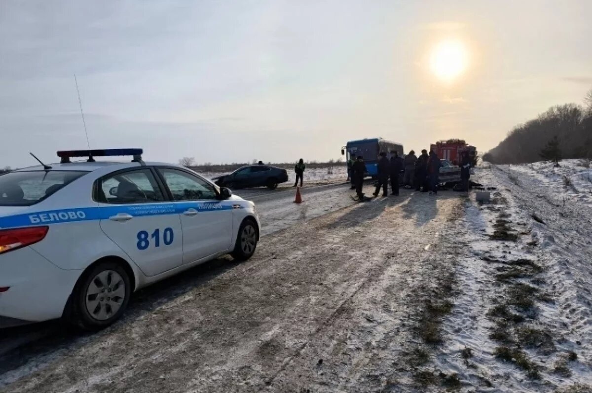    На кузбасской трассе в ДТП погибли два водителя и пассажир