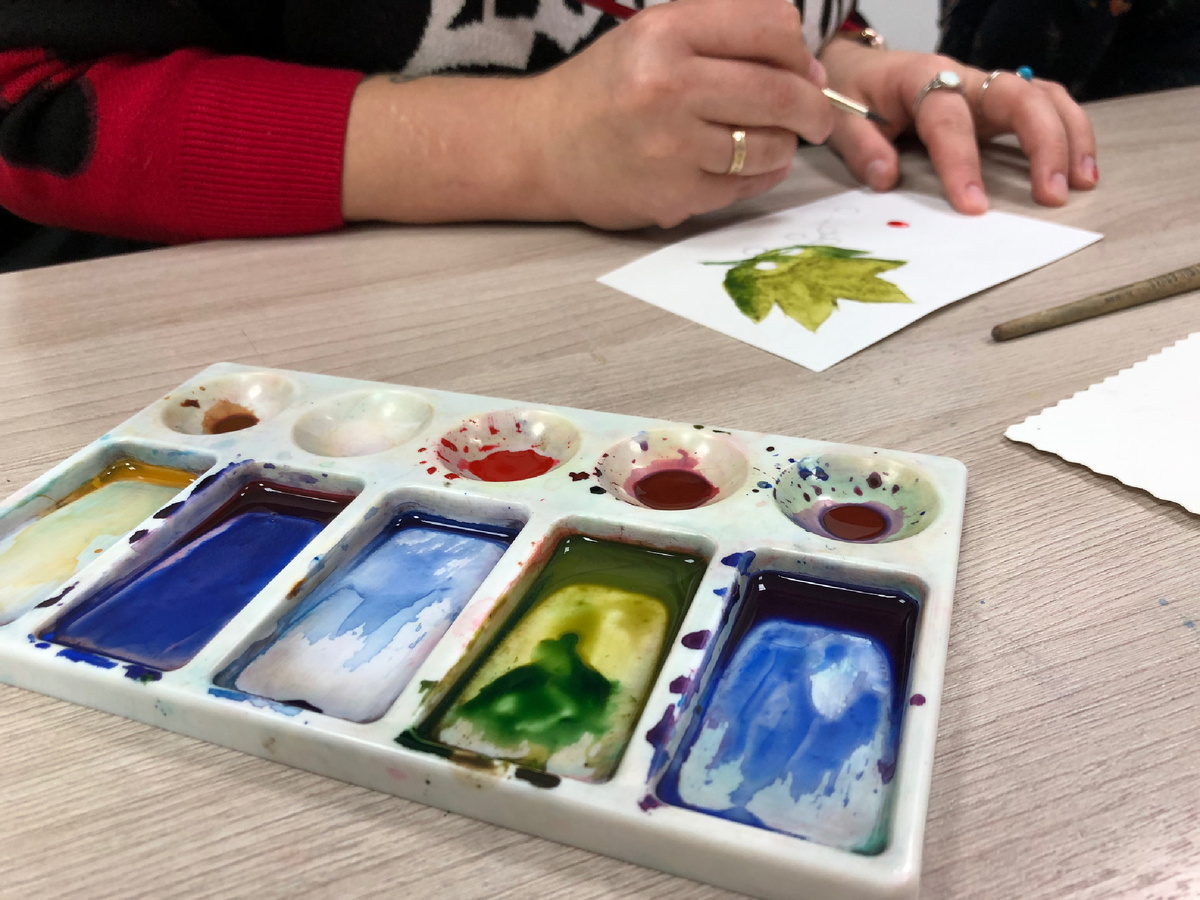 Пластиковая палитра для акварели