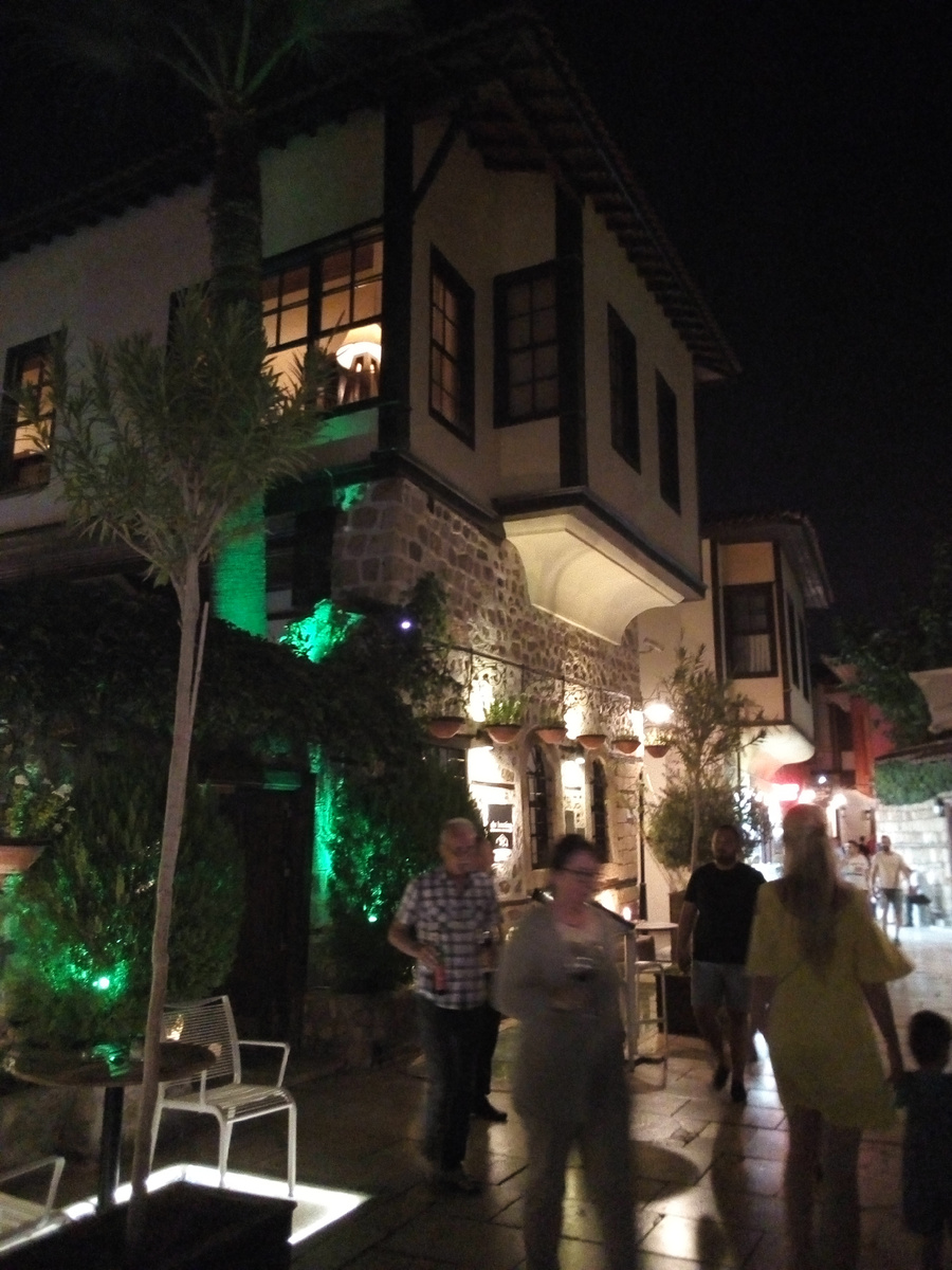 В Калеичи очень красиво вечером