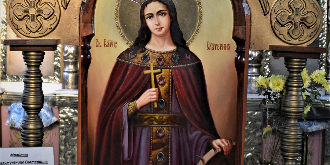 Столкнулись два человека – девушка и цезарь