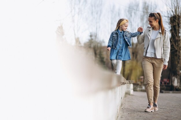 Фото by ru.treepik.com