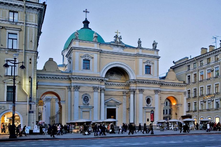 Базилика Святой Екатерины, Невский пр. 32-34. Фото из открытых источников