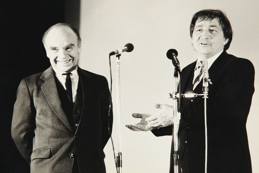 Владимир Шаинский и Эдуард Успенский на всрече со зрителями. Фото из открытых источников.