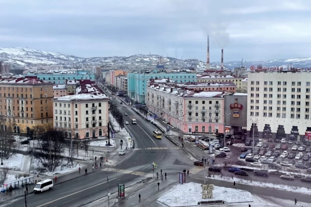    О ремонте подъездов просили жители нескольких домов Ленинского округа