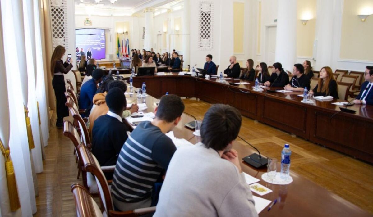     Клуб иностранных студентов. Источник: ekburg.ru Автор фото: Пресс-служба администрации Екатеринбурга