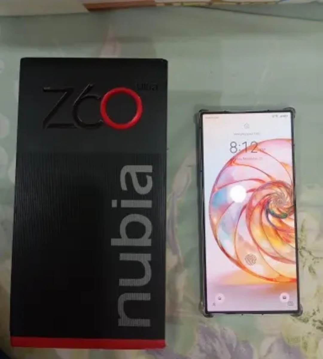 Камеру действительно не видно, реальное фото