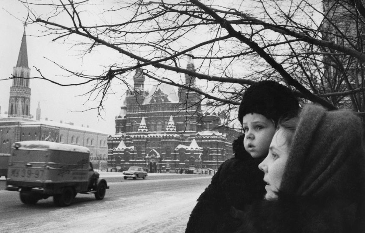 "Огромное счастье — уметь замечать порядок в мировом беспорядке, находить рифмы и ритмы через видоискатель фотоаппарата".