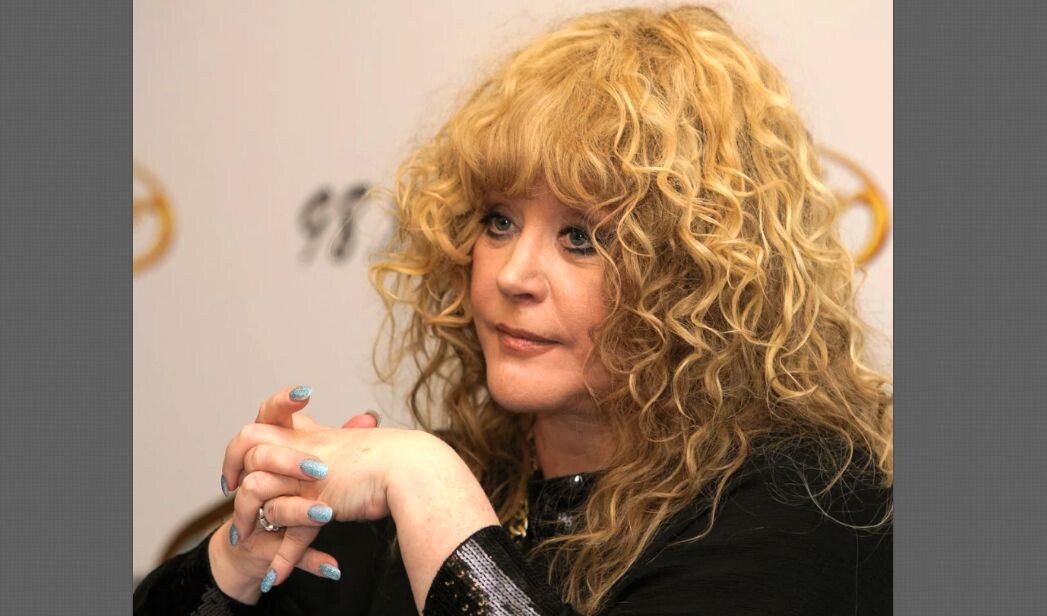 Многие россияне не простили А. Б. за эмиграцию и слова про холопов