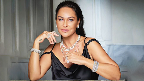 Хюлья Авшар