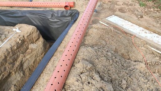 Pt.13. Укладка дренажной трубы, продолжение | Lane House | Дзен