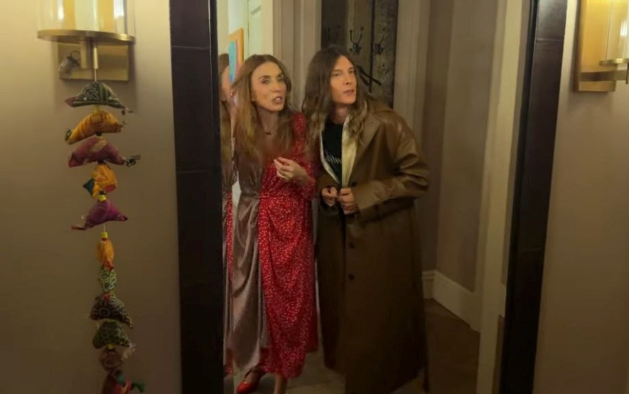 Влад Лисовец на интервью у Светланы Бондарчук, «Света вокруг света», выпуск 7 декабря 2024. 