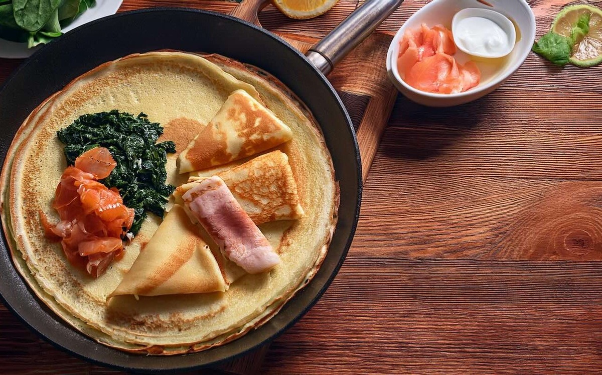 Блины удивят своей оригинальностью и вкусом: идеи необычных начинок для привычного блюда  / Фото: Pogovorim.by 