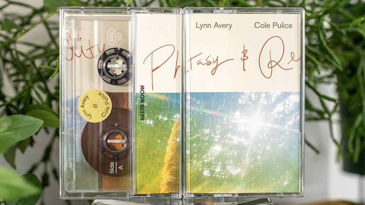 Оформление кассеты с альбомом Lynn Avery & Cole Pulice - "Phantasy & Reality"