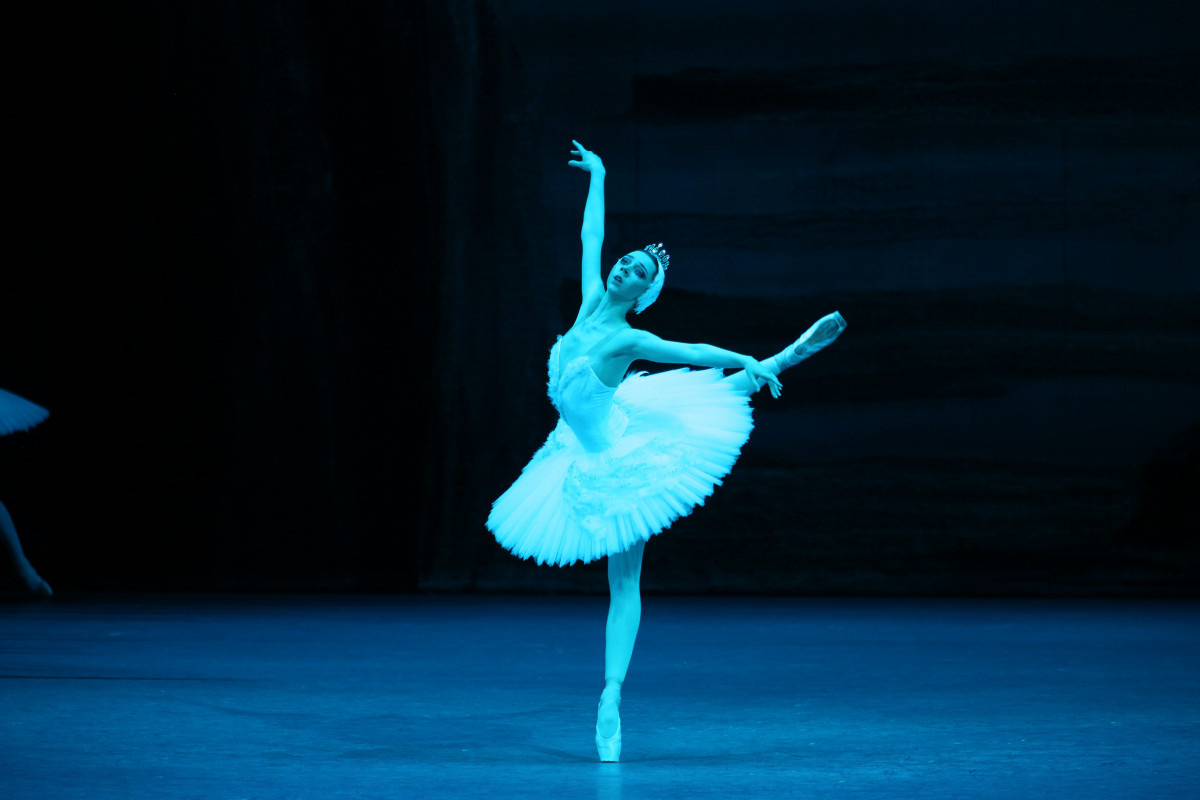 Арина Денисова — Одетта   Фото: Елена Фетисова/Большой театр