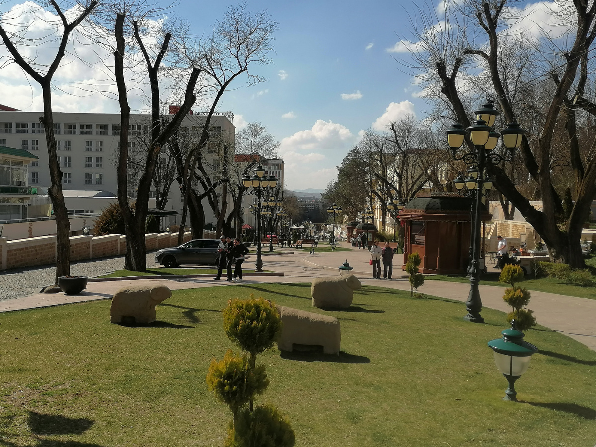 Проспект Ленина. 7 апреля 2024 года.