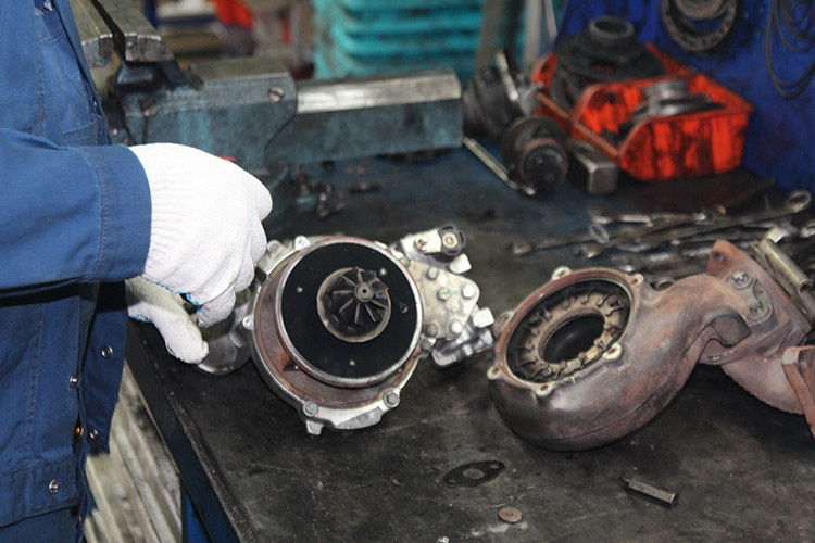 Ремонт турбо компрессоров в Волгодонске с гарантией. 