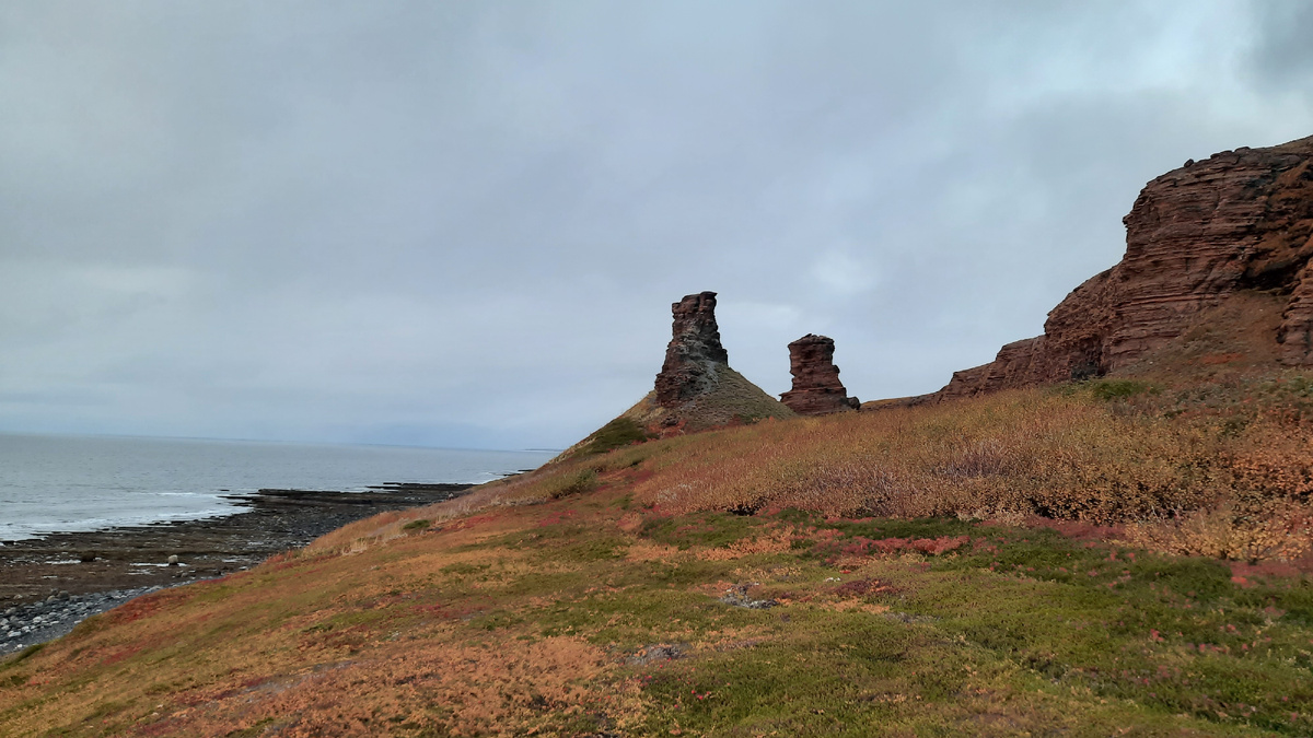 Те же Два Брата с другой стороны