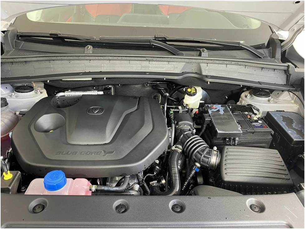 Мотор чанган 55. Changan cs55 plus. changan cs55plus подкапотное пространство. чанган cs 55plus под капотом. чанган cs55 номер двигателя.
