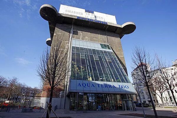 Современный вид одной из башен-флактурм