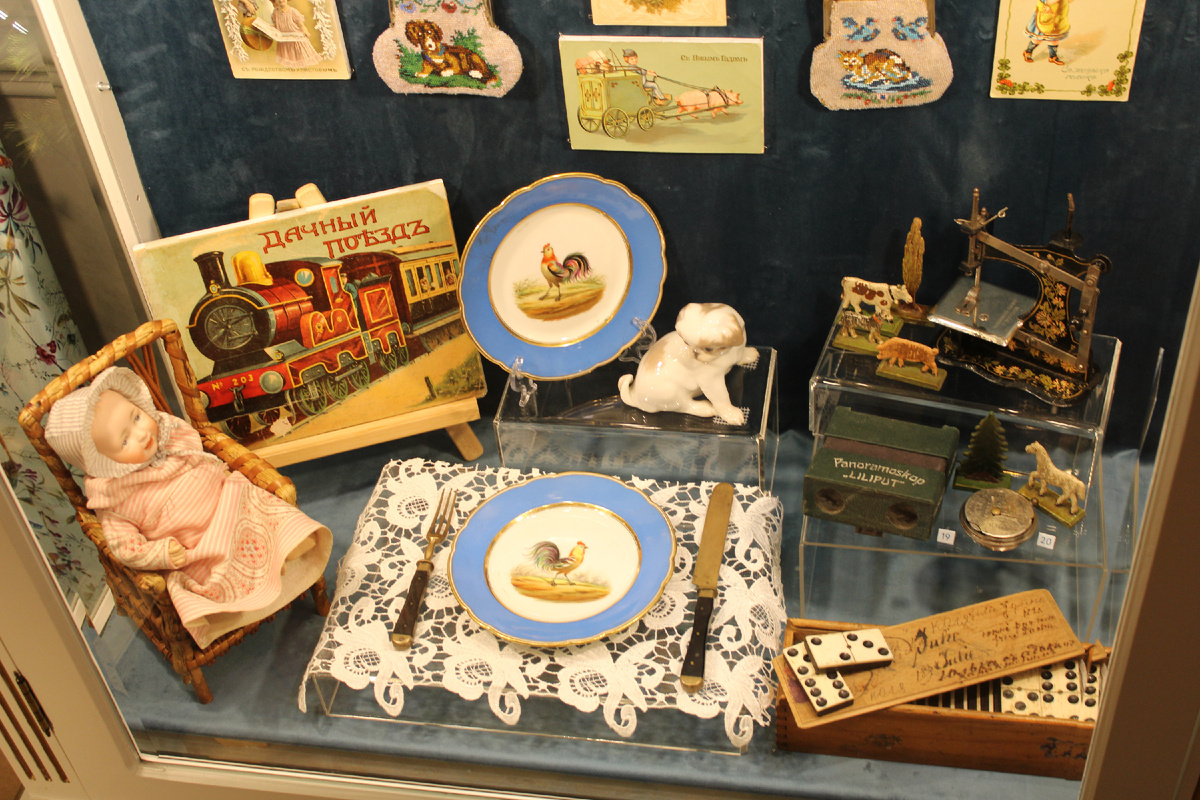 В экспозиции собраны различные предметы 18-19 века. Источник: фото автора