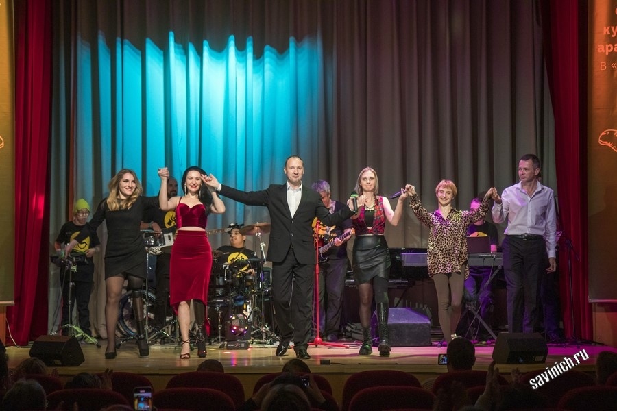 «Инклюзивное звёздное шоу» Вселенная киборгов. Фото Галины Савинич