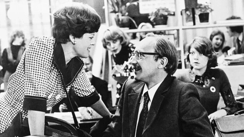    Стоп-кадр из фильма «Служебный роман» (1977). Фото: Кинопоиск